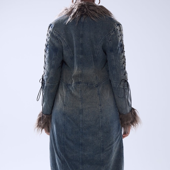 New Akira Sade Fur Trimmed Denim Full Length Coat Size M - Picture 4 of 4